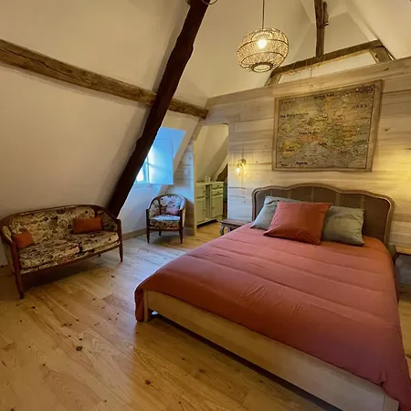 Domaine De Sens Bas Guest house *