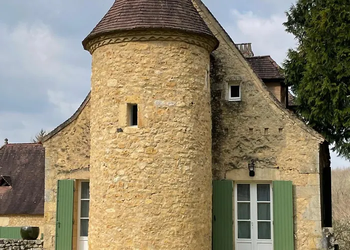 Domaine De Sens Bas בית הארחה